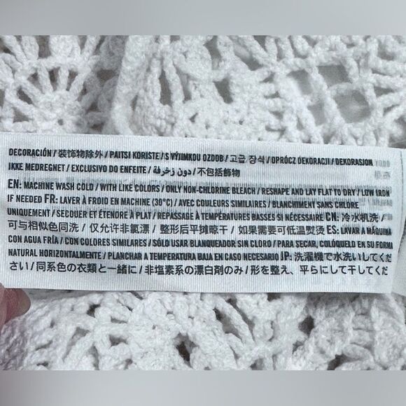 ABERCROMBIE AND FITCH Crochet-Style‎ Floral Lace Tee, Size XSMALL - Picture 11 of 13